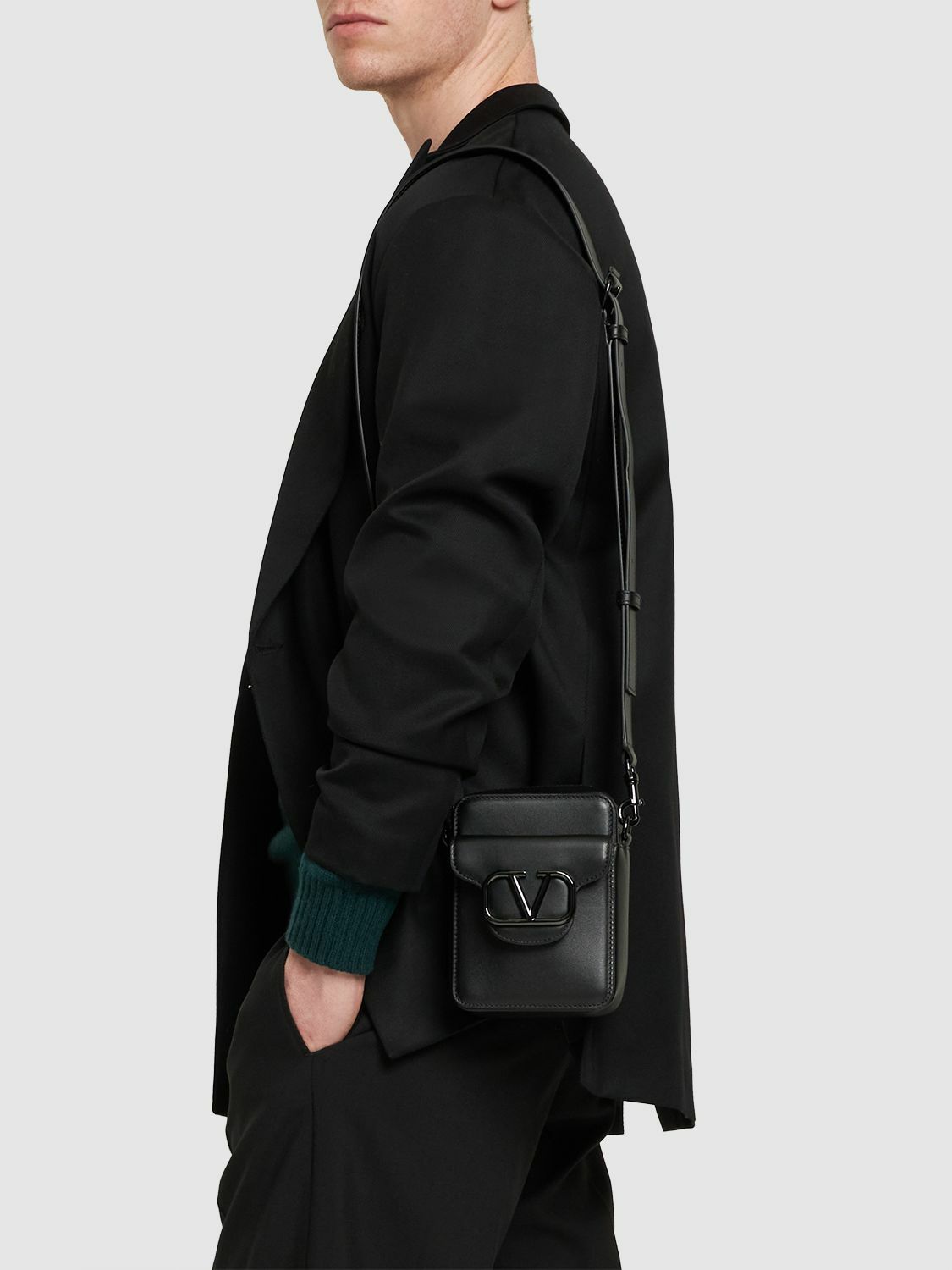 【関税込み】VALENTINO GARAVANI LOCO' CROSSBODY BAG Valentino Garavani Shoulder Bag