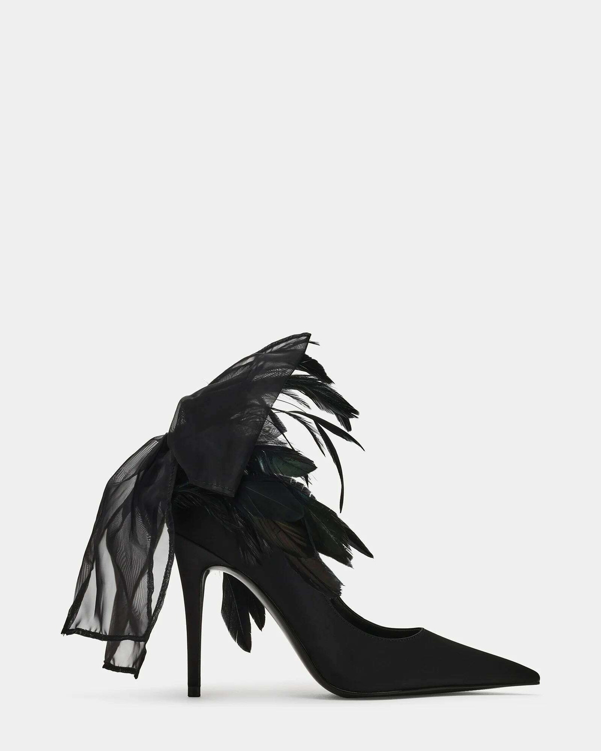 Steve Madden Virtues Heels in Black