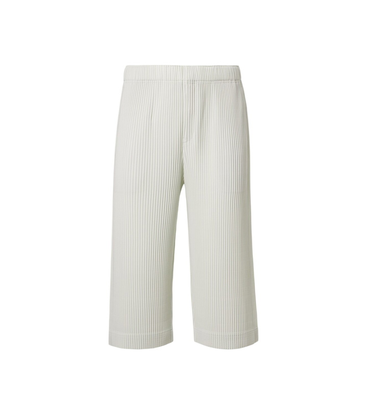 Photo: Homme Plissé Issey Miyake Monthly Colors: May pleated straight pants