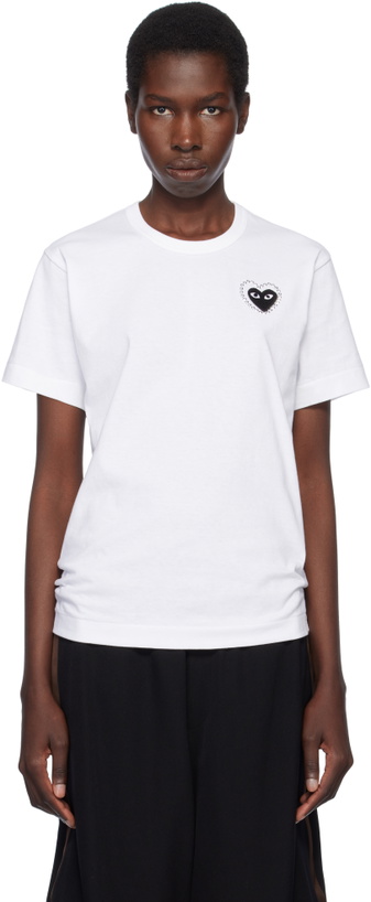Photo: COMME des GARÇONS PLAY White Metal Stone Emblem Black Heart T-shirt