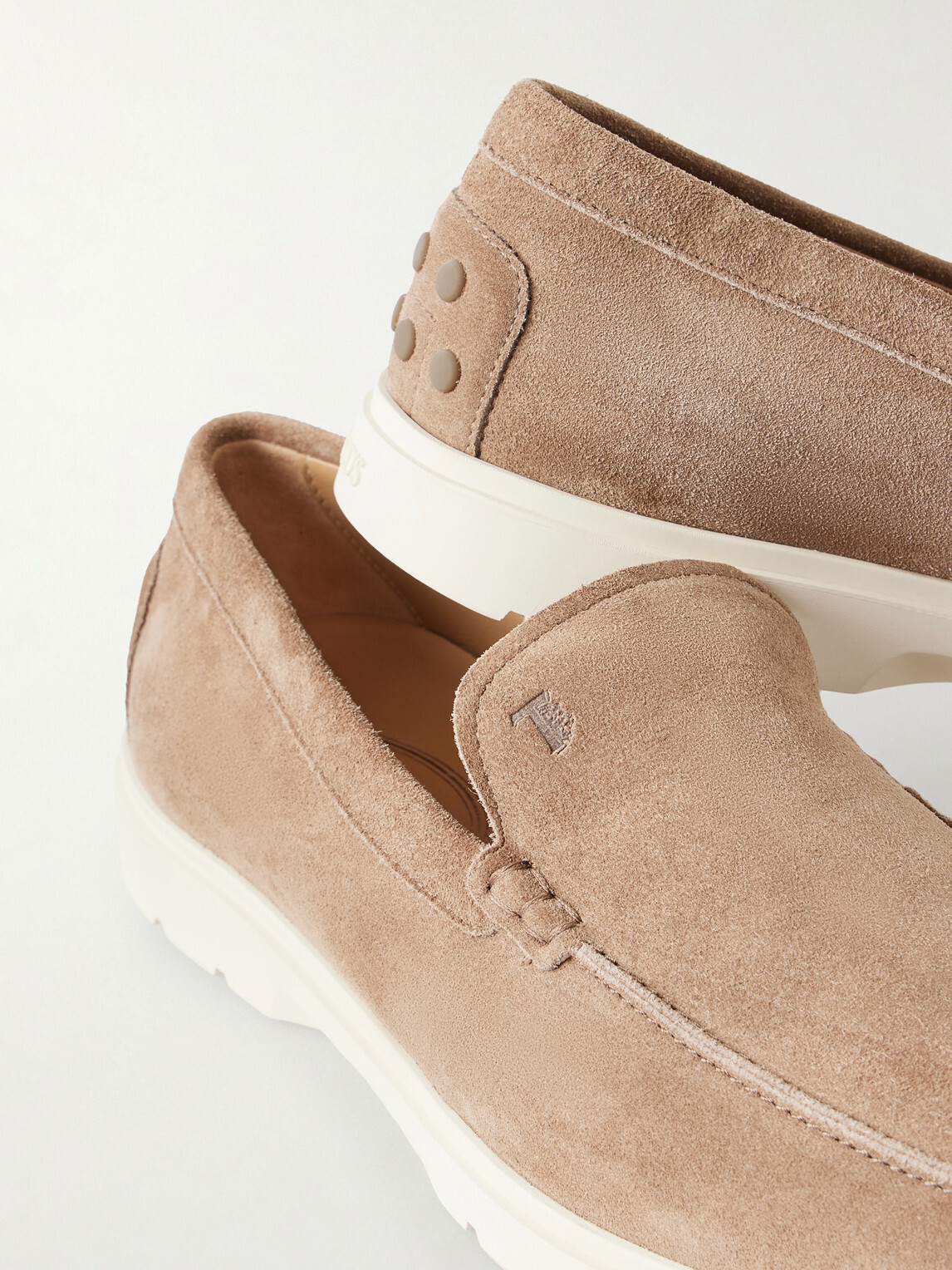 Tod's - Gommino Suede Loafers - Brown
