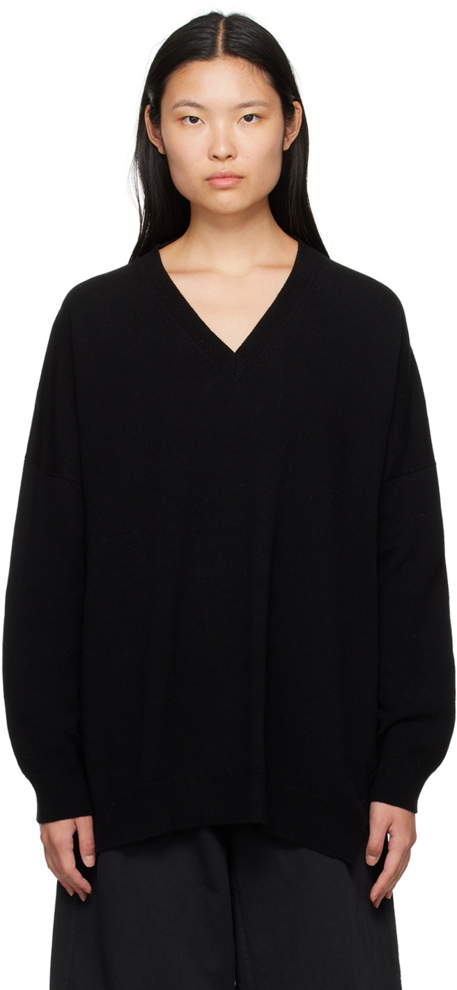 Cordera Black V-Neck Sweater CORDERA