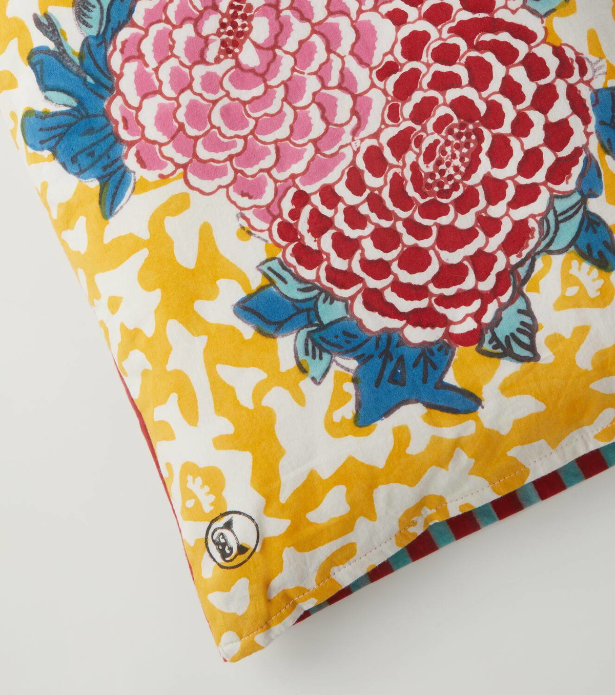 Lisa Corti Arabesque Corolla rectangular cotton cushion