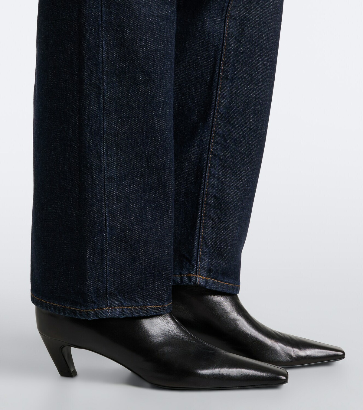 Frame Essential straight jeans
