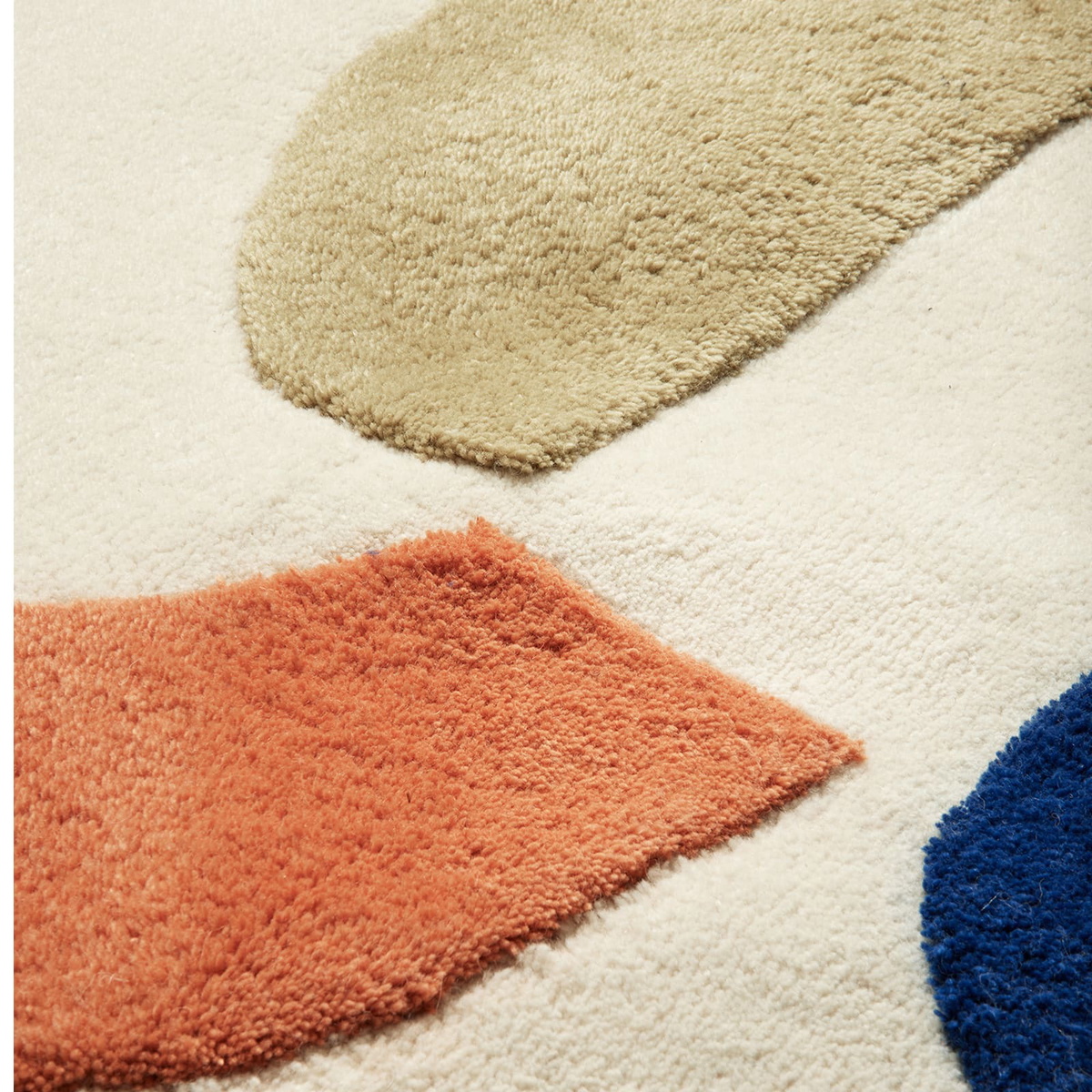 ferm LIVING Panto Tufted Rug in Off-White 