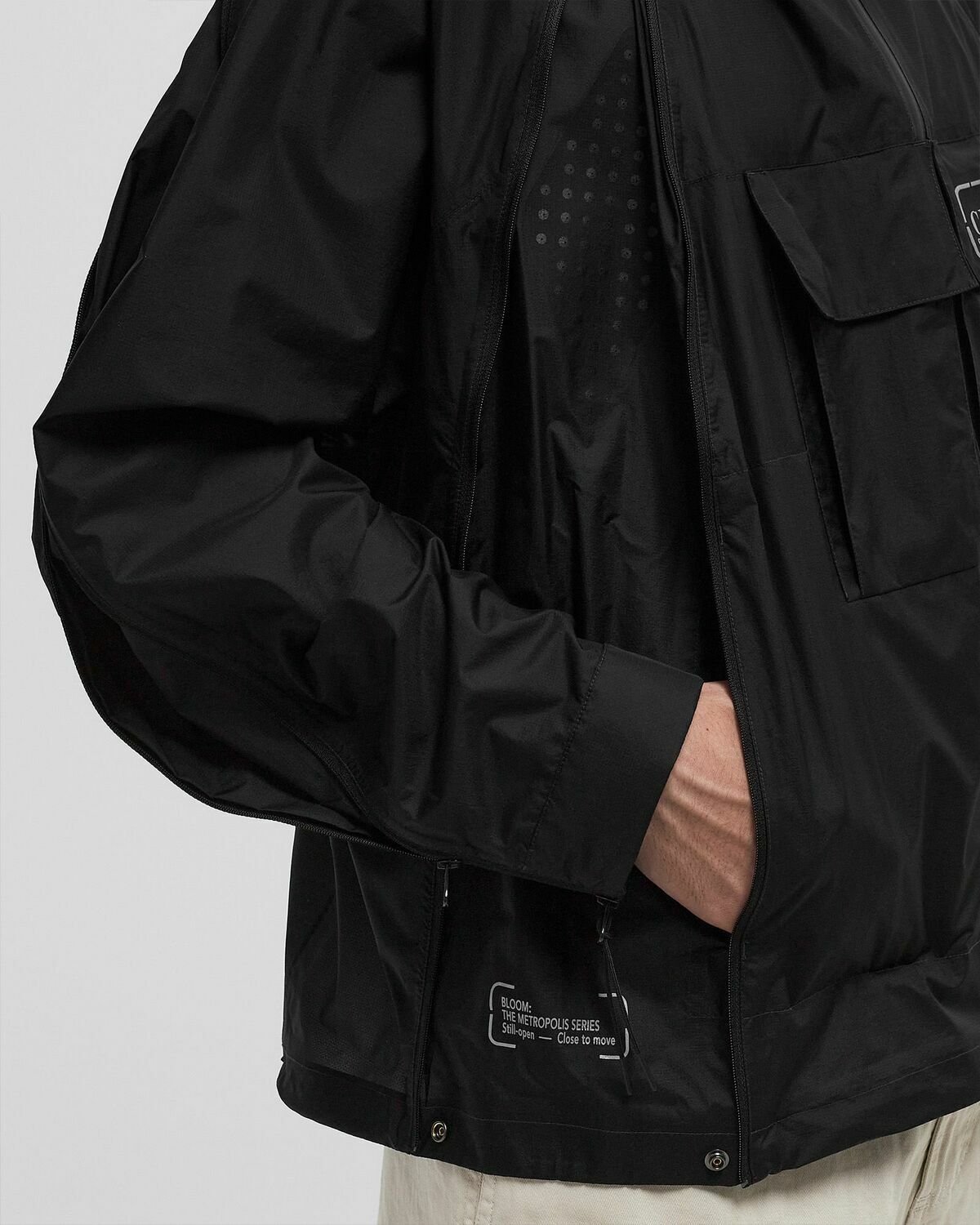 C.P. Company THE METROPOLIS SERIES PERTEX® PACKABLE BLOOM JACKET