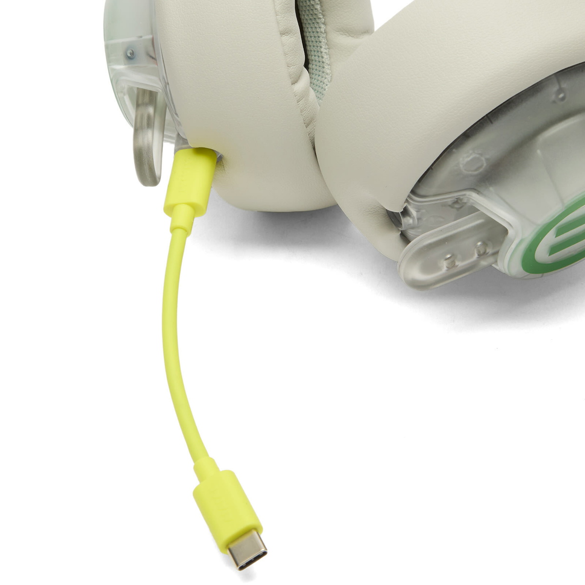 AIAIAI TMA-2 Move Hidden Edition Wireless Headphones in Clear AIAIAI