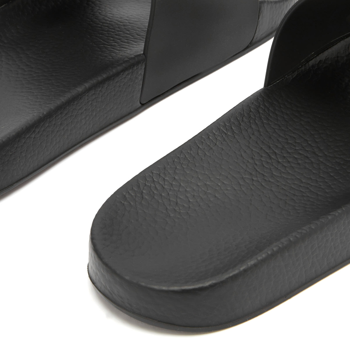 Moncler Men's Rubber Basile Slides Shoes in Black