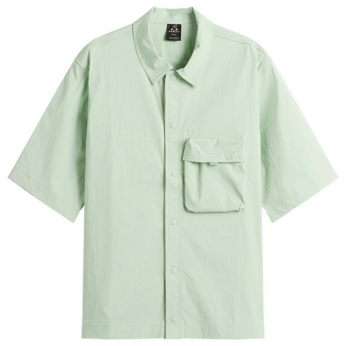 Oakley Men's Reserve Momento Shirt in Faded Green