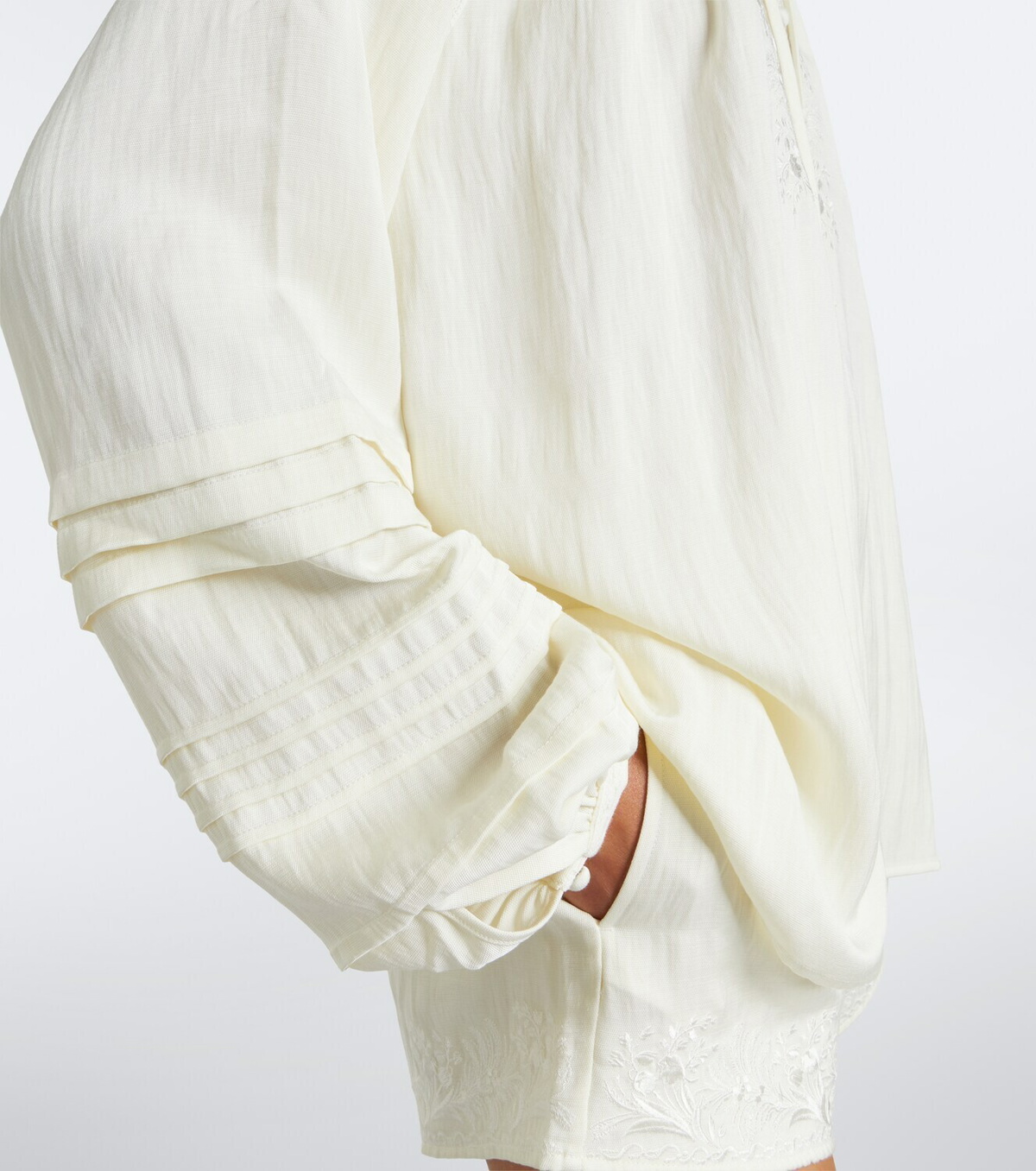 Xu Zhi Oversized embroidered blouse