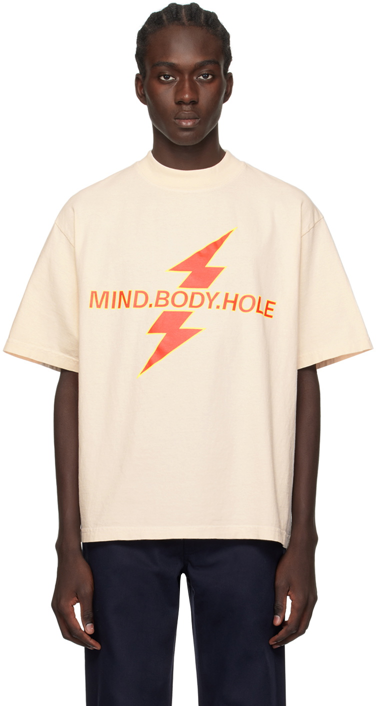 【関税込み】K.NGSLEY オフホワイト MIND. BODY. HOLE Tシャツ off-white-mind-body-hole-t-