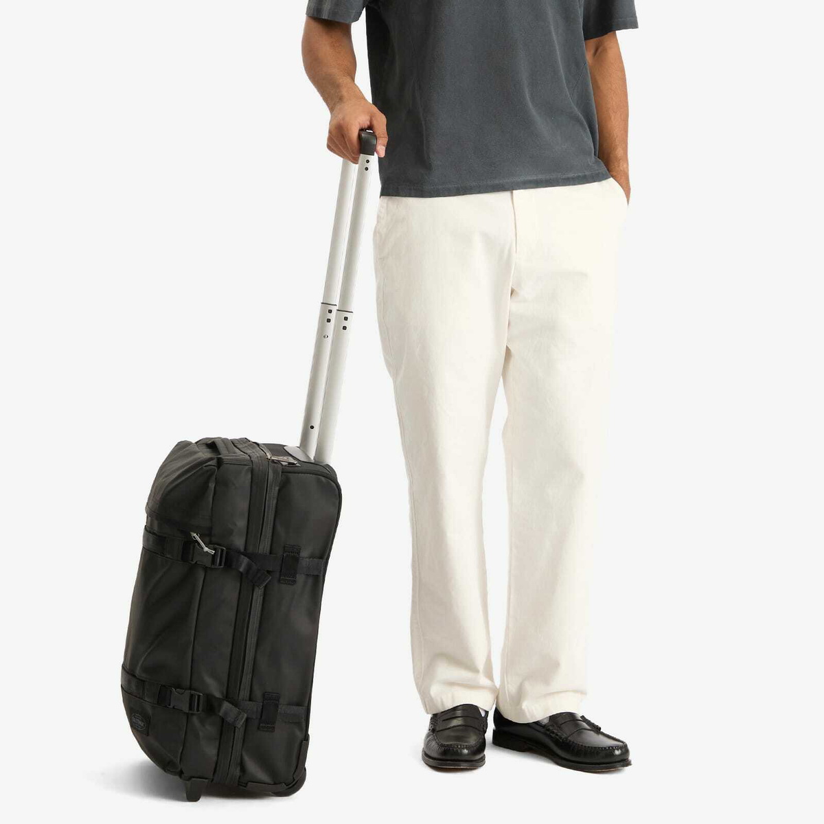 Eastpak Transit'r Small Travel Bag With Wheels in Tarp Black 