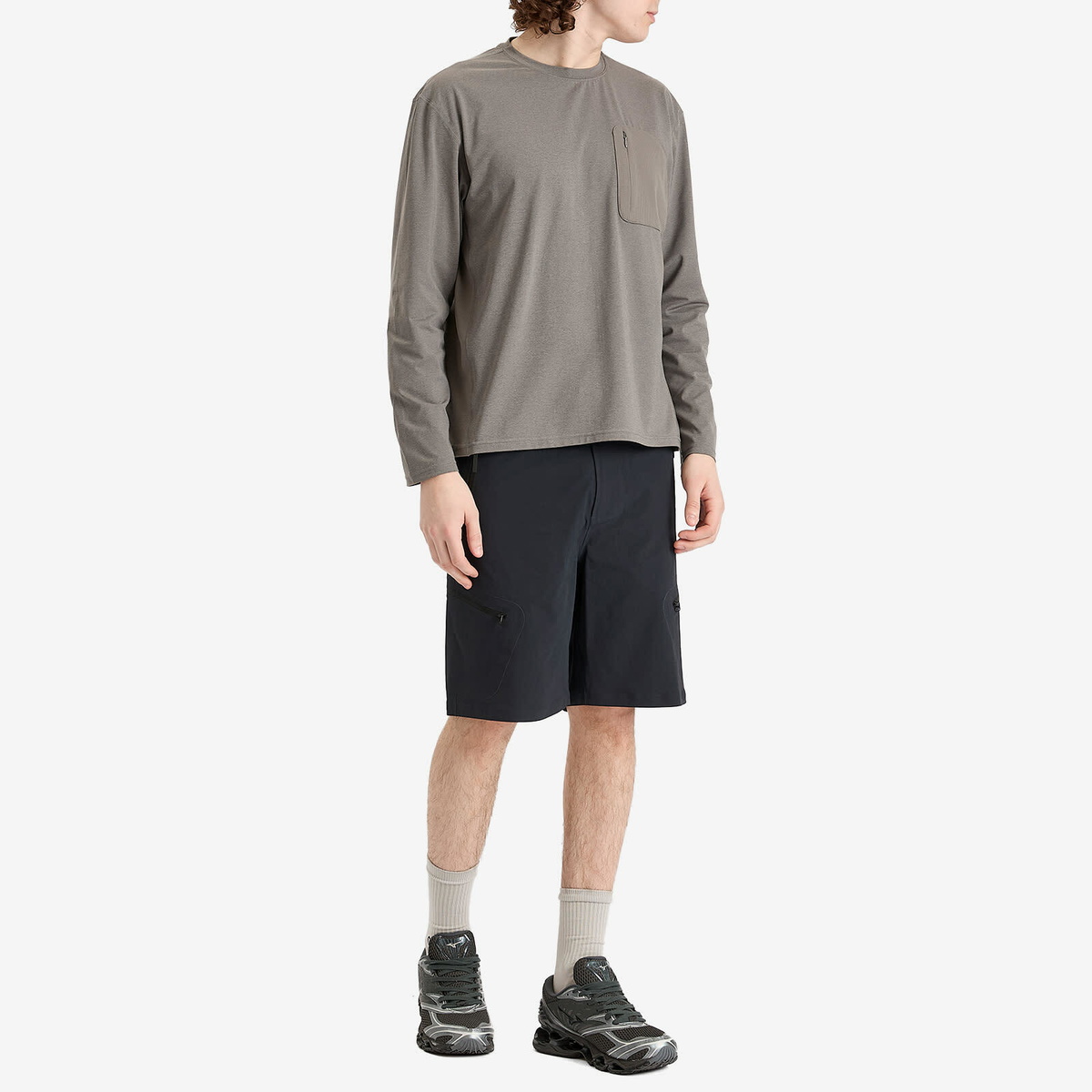 Hiking Patrol Men's Long Sleeve T-Shirt in Grey