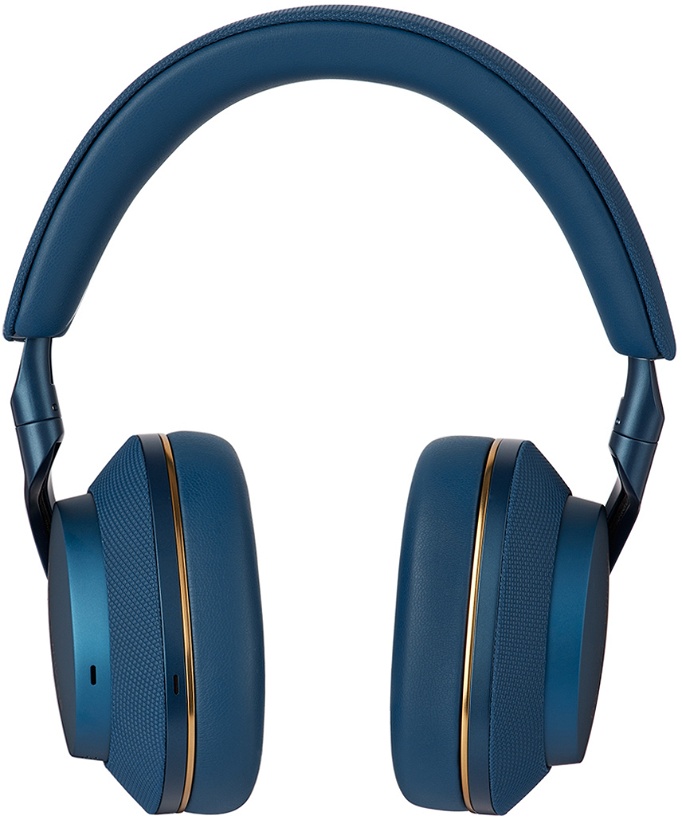 Photo: Bowers & Wilkins Blue PX7 S2 Headphones
