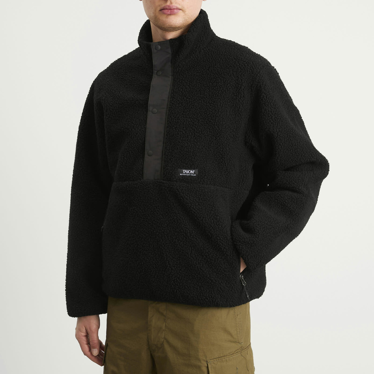 Taion Men's Pull Over Boa Fleece Jacket in Black/Black