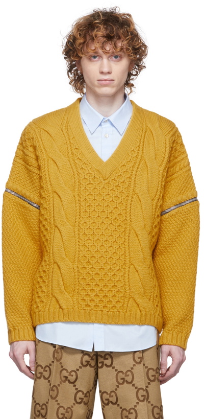 Photo: Gucci Yellow Cable Knit V-Neck Sweater