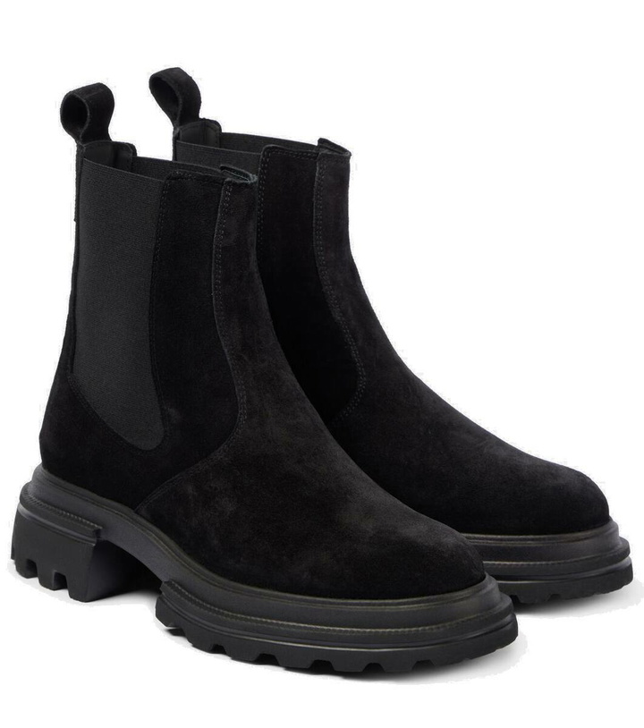Photo: Hogan Sonia leather Chelsea boots