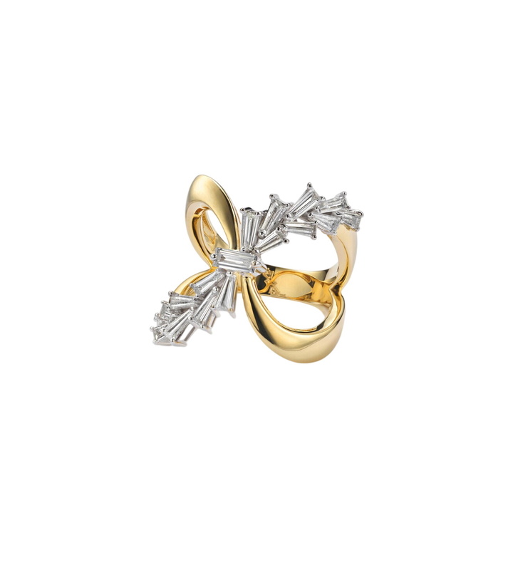 Photo: Yeprem 18kt gold (750/1000) ring with diamonds