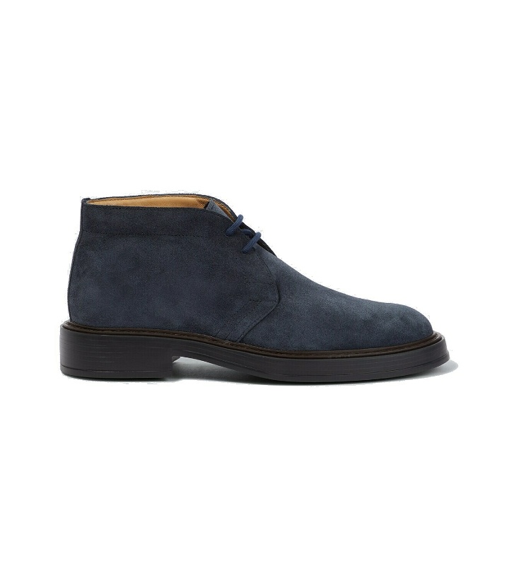 Photo: Tod's Extralight suede desert boots