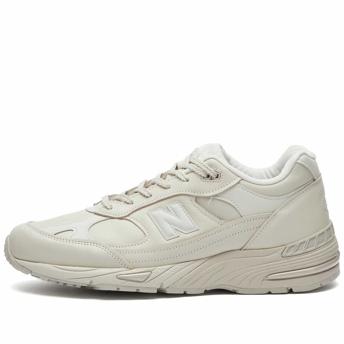 New Balance Men's M991OW - Made in UK Sneakers in Off White