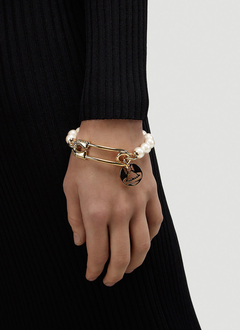 Imogene Bracelet in Gold Vivienne Westwood