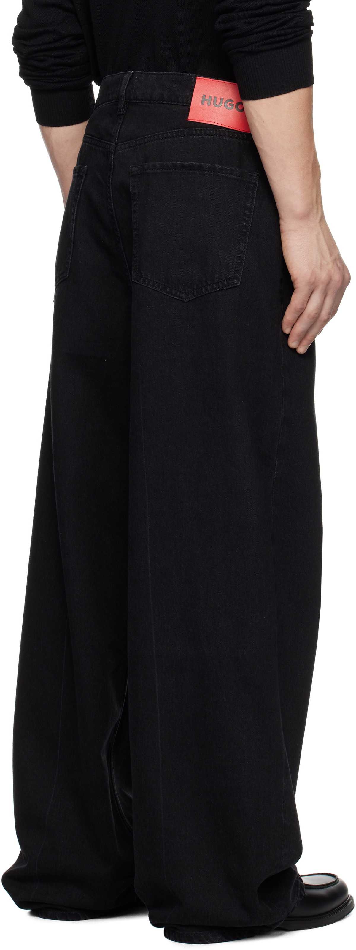 Hugo Black Loose-Fit Jeans