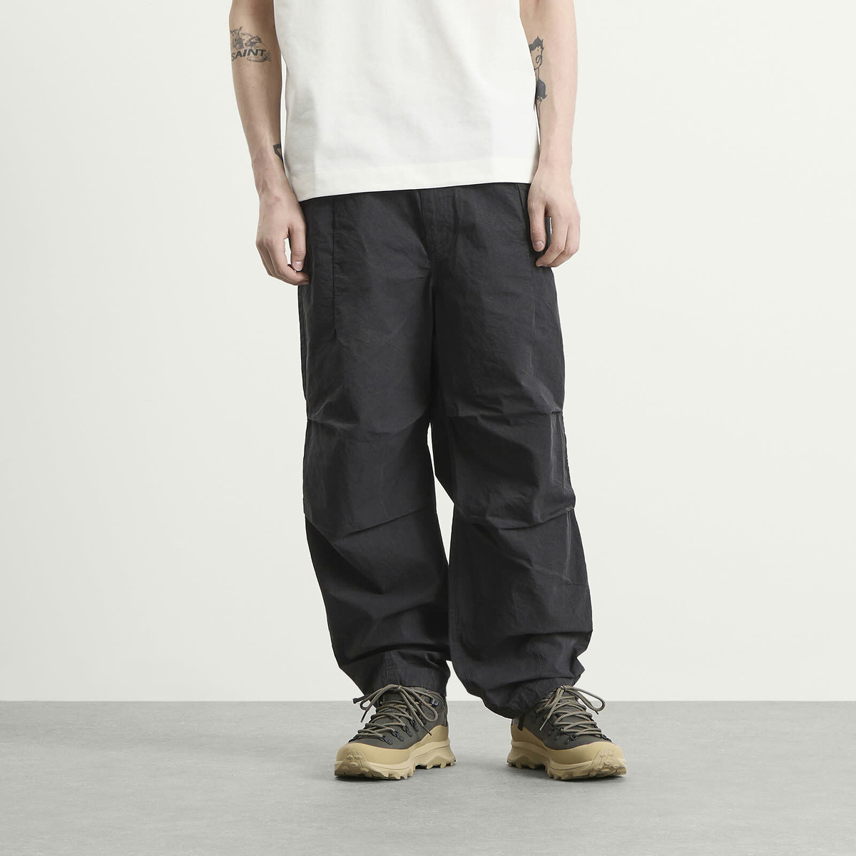 NANGA Men's Dry Cotton Easy Trousers in Black