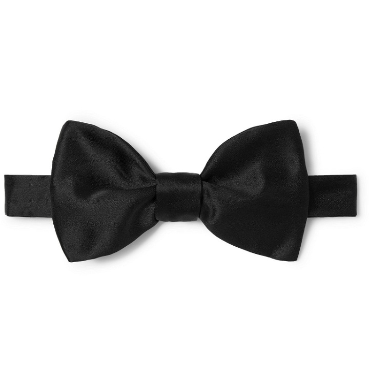 Photo: Maximilian Mogg - Self-Tie Silk-Satin Bow Tie - Black