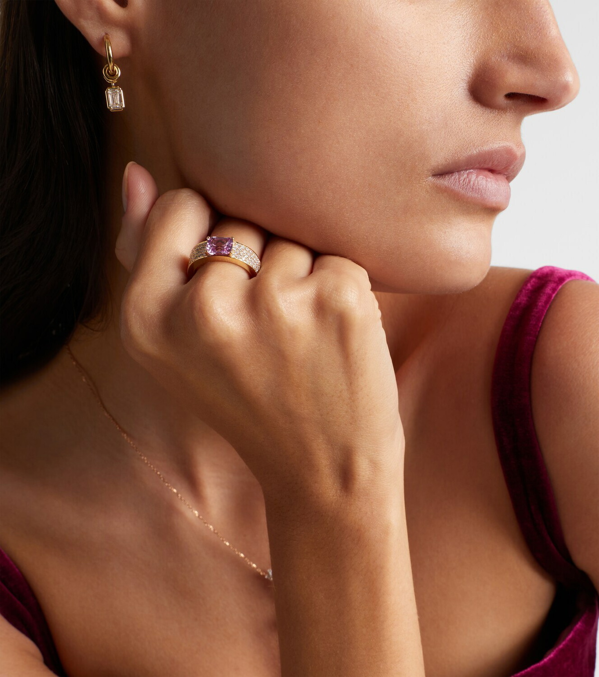 Anita Ko 18kt gold ring with sapphire and diamonds