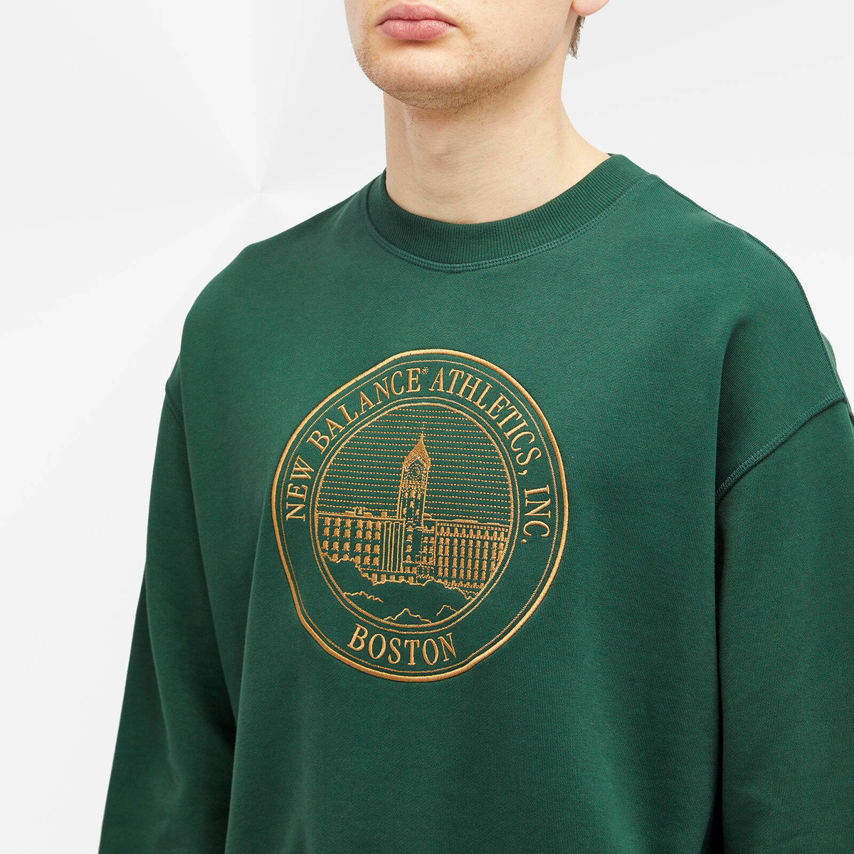 トップス BALANCE CREW SWEAT SHIRTS New Balance Men's Varsity Oversized Crewneck Sweat in Light