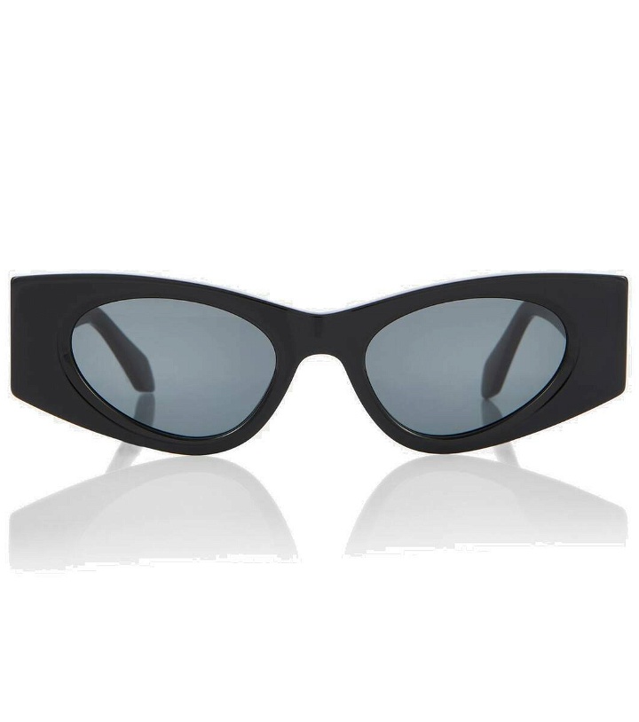 Photo: Alaïa Logo oval sunglasses