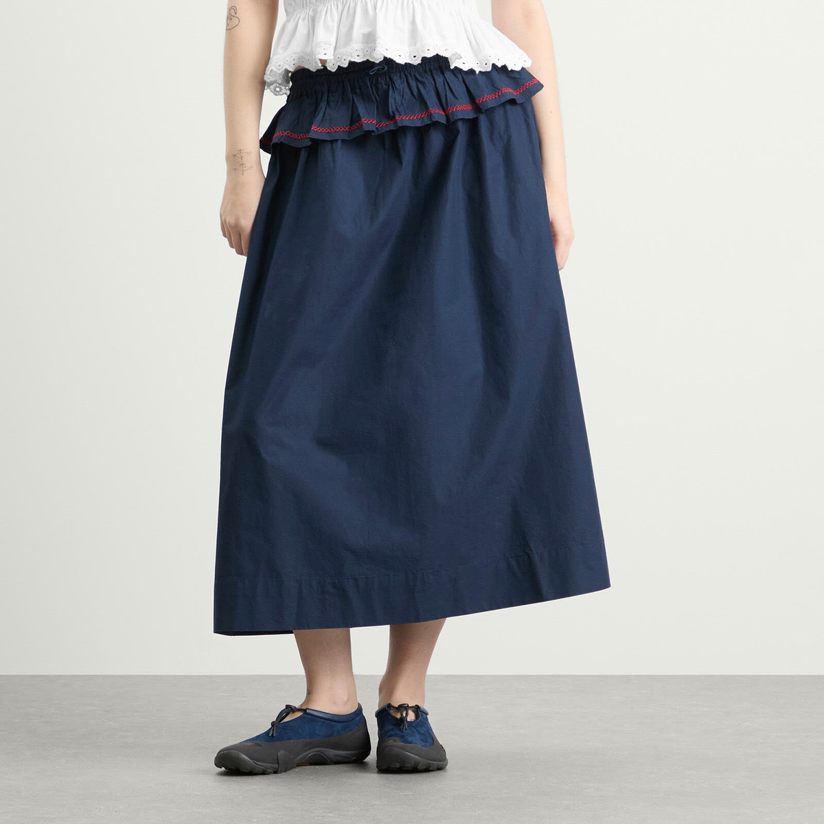 Damson Madder Women's Sigrid Midi Skirt in Navy