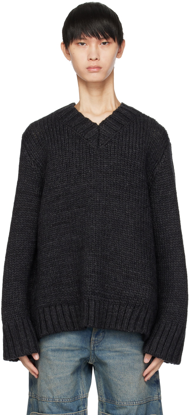 GUESS USA Black V-Neck Sweater