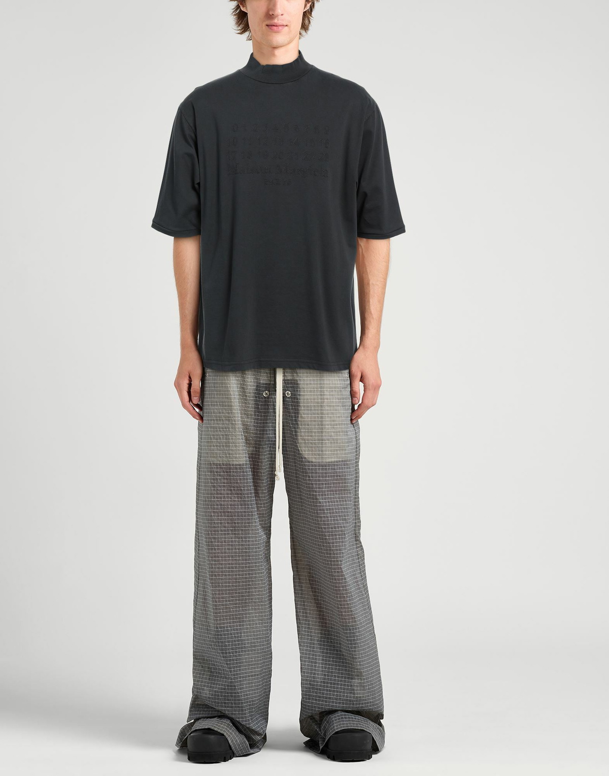 Maison Margiela Mens T-shirt in Black