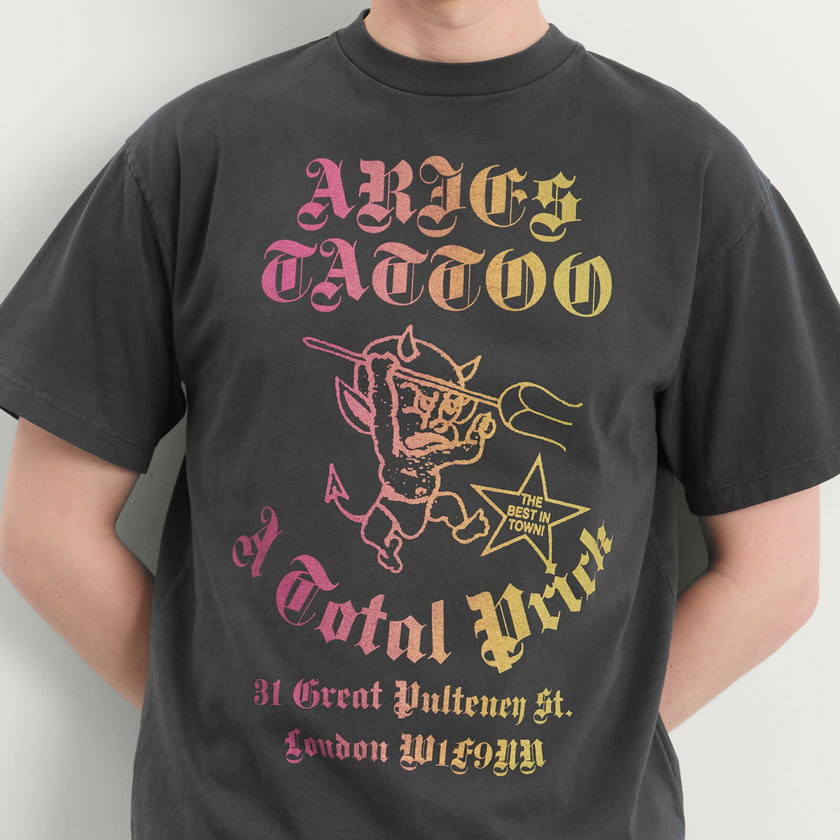 Aries Men's Faded Tattoo Shop T-Shirt in Black