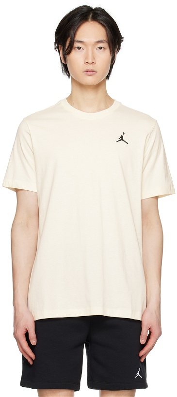 Photo: Nike Jordan Off-White Graphic T-Shirt