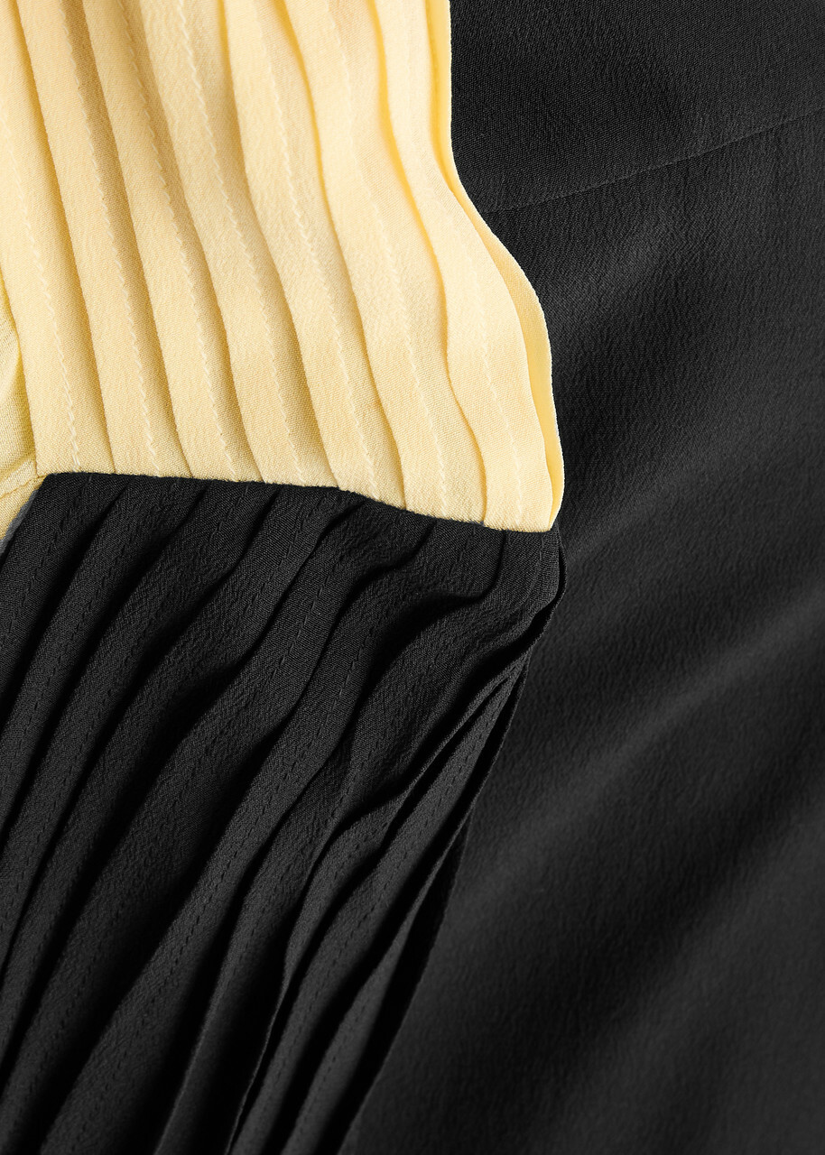 Lovebirds Colour-block Silk Crepe-de-chine Shirt Black
