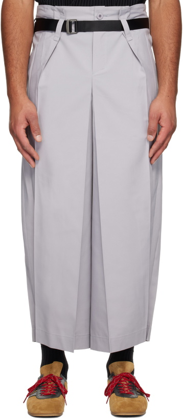 Photo: 132 5. ISSEY MIYAKE Gray Flat Square Trousers