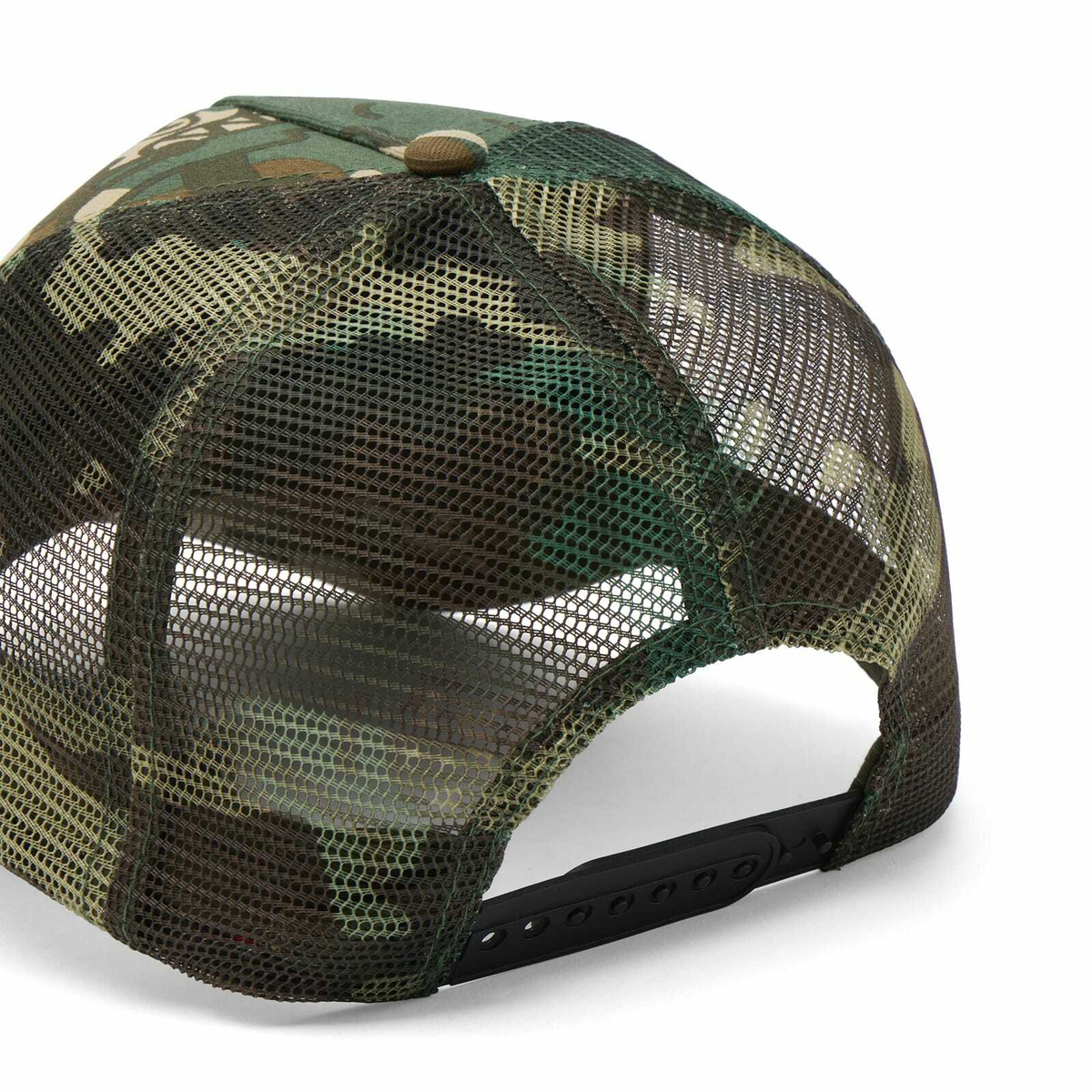 ICECREAM Men's Running Dog Woodland Trucker Cap in Camo 