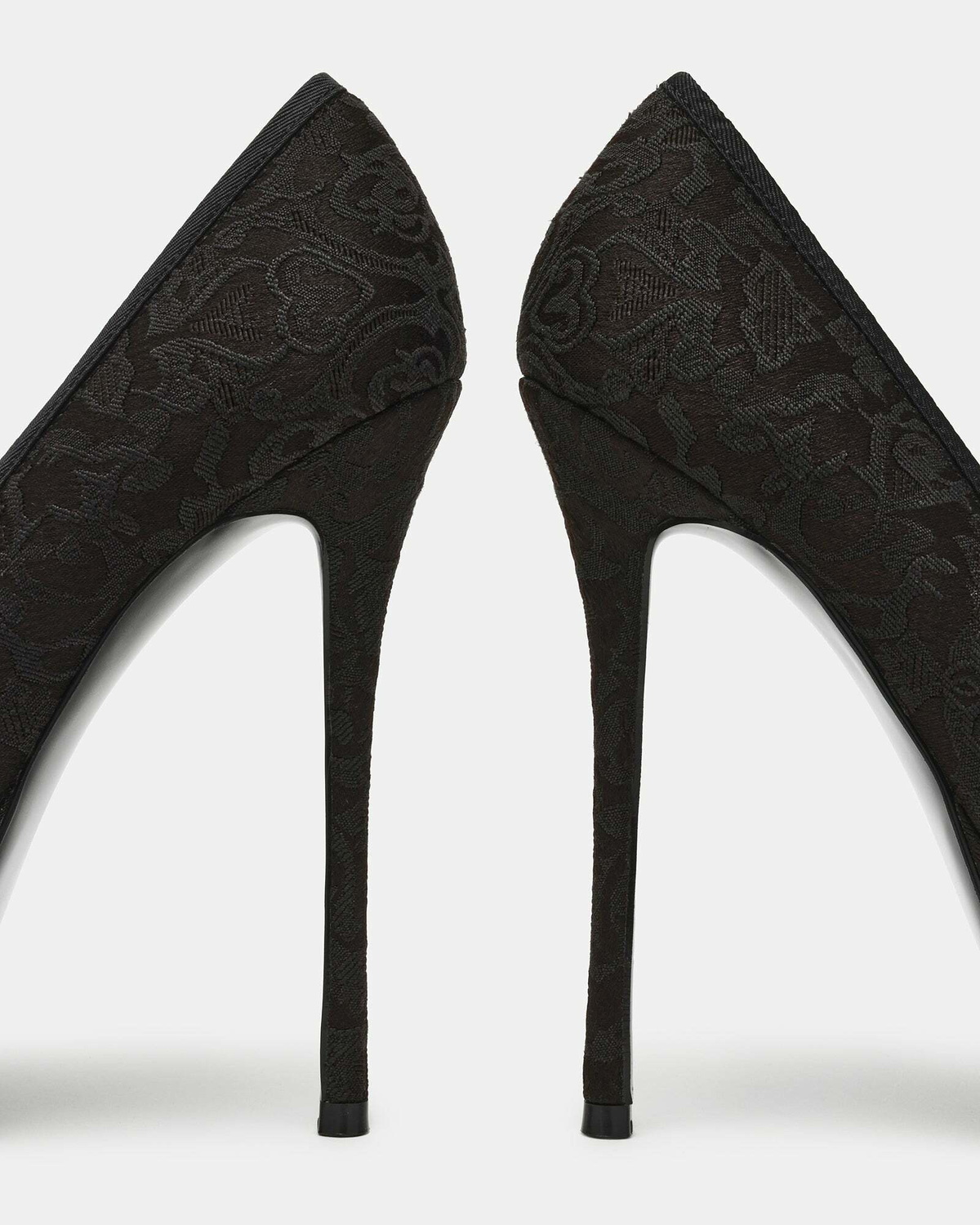 Steve Madden Lythia Heels in Black