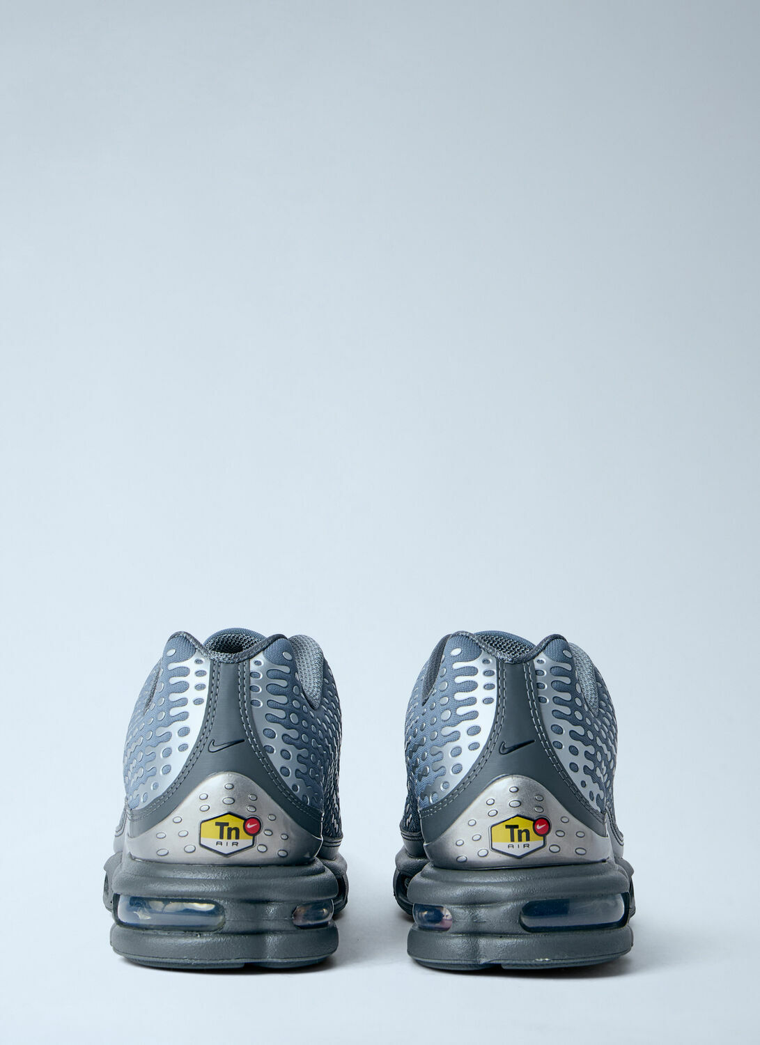Nike Air Max Plus 7 Sneakers