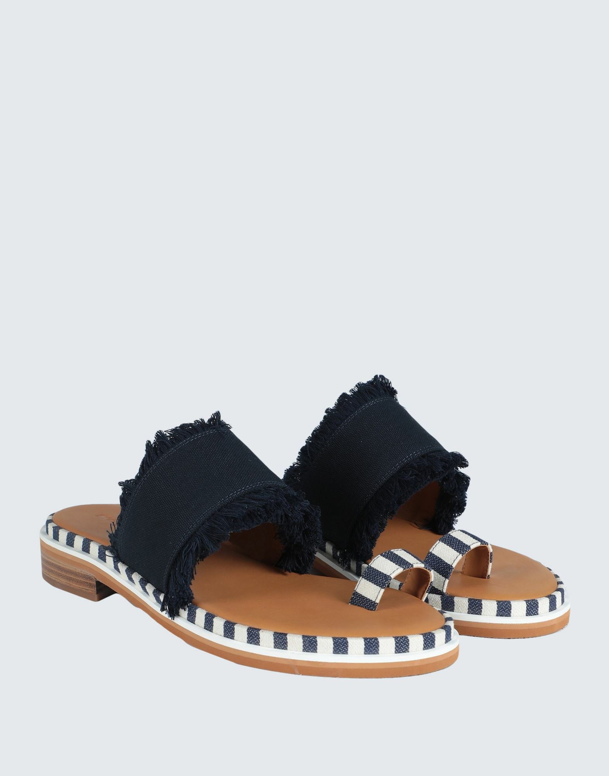 See By Chloé Womens Thong sandal Midnight in Blue