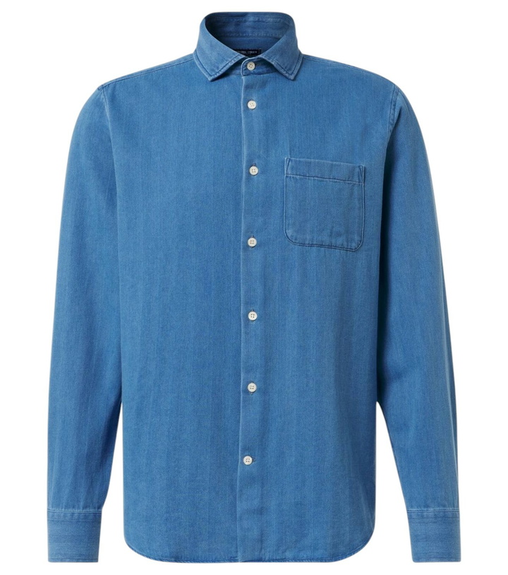 Photo: Frescobol Carioca Emilio herringbone denim shirt