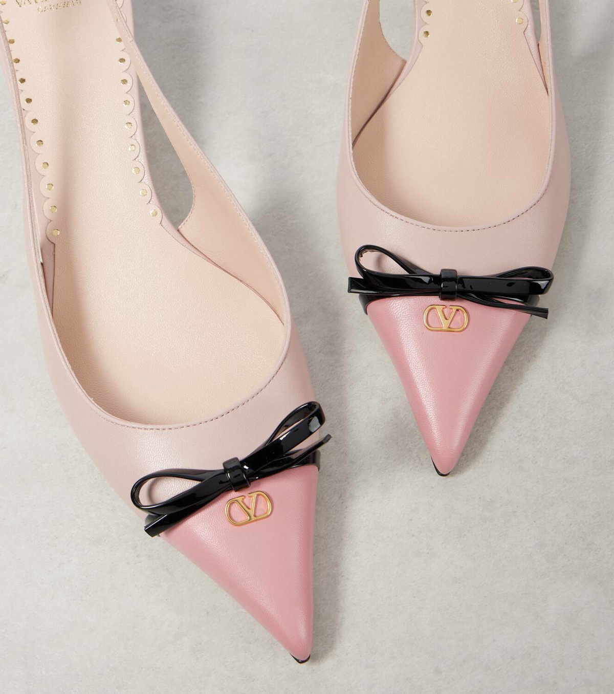 Valentino Garavani Bepointy 45 leather slingback pumps