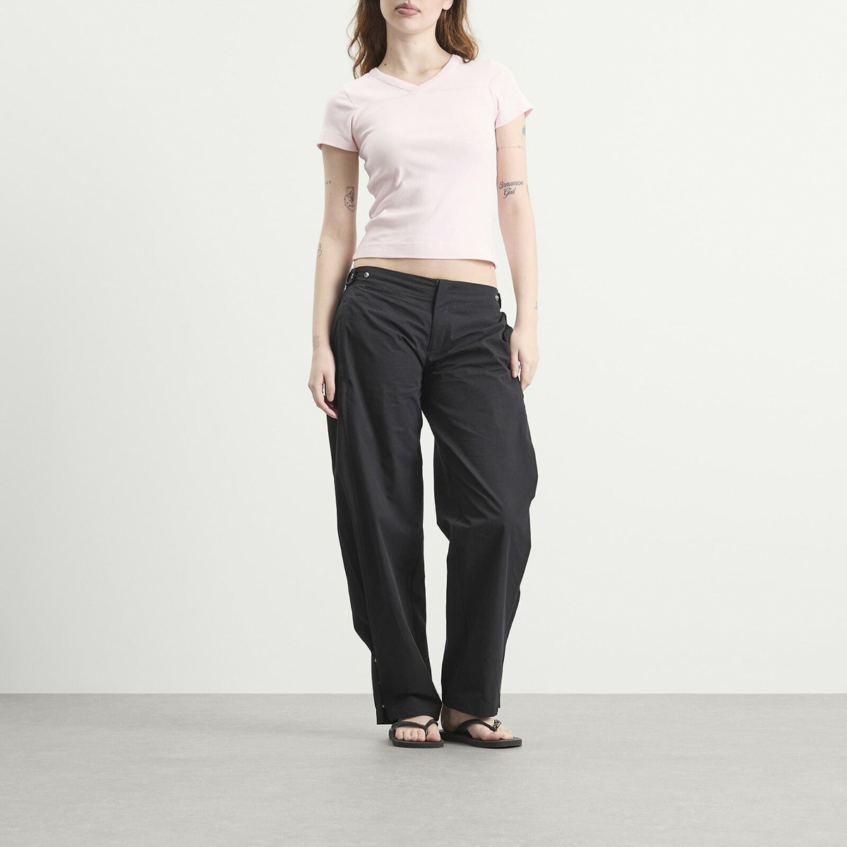 Peachy Den Women's Jagger Trousers in Blackbird