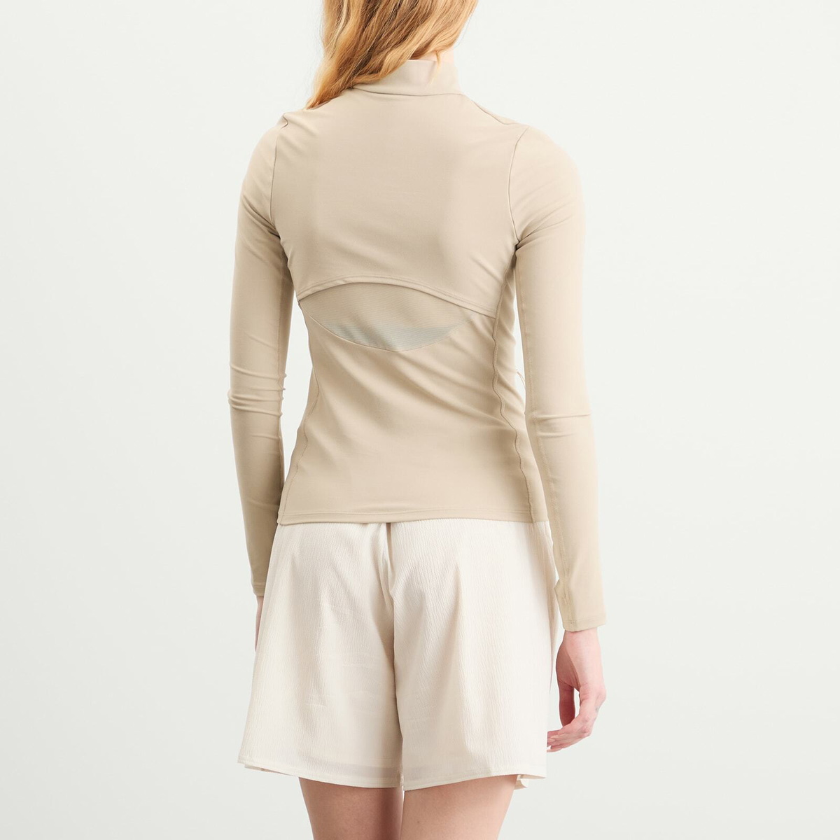 ON Women's x Zendaya Studio Jacket in Desert