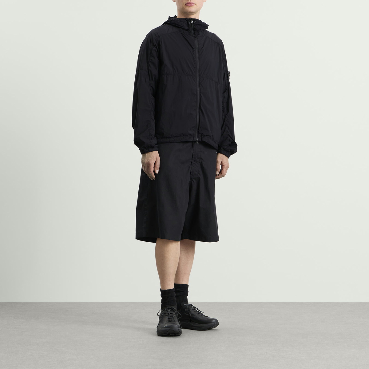 Stone Island Men's Ultralight Nylon Stretch-TC Hooded Jacket in Navy Blue