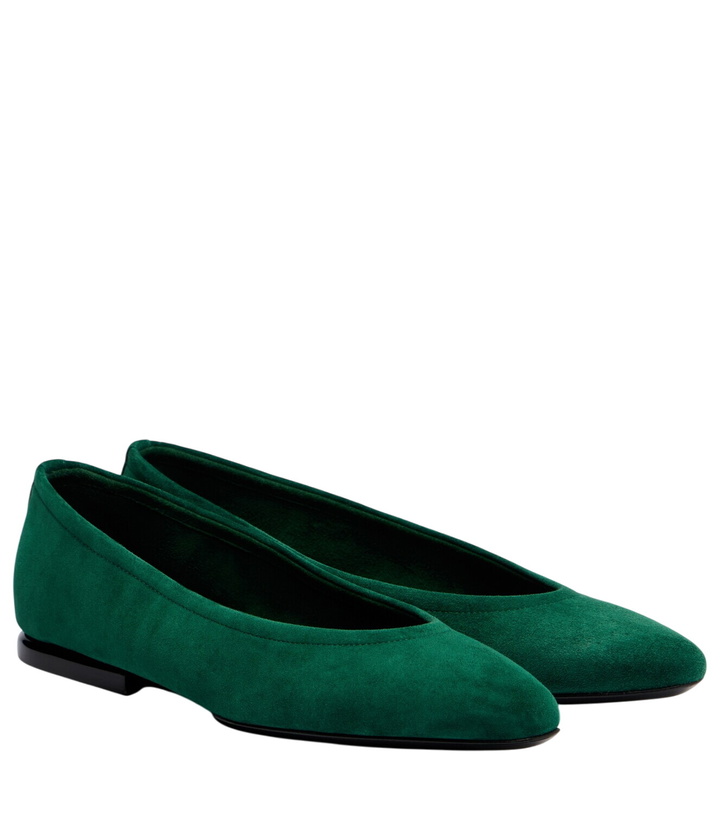 Photo: Loro Piana Primula suede ballet flats
