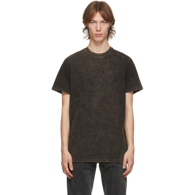 Photo: Han Kjobenhavn Brown Acid Casual T-Shirt