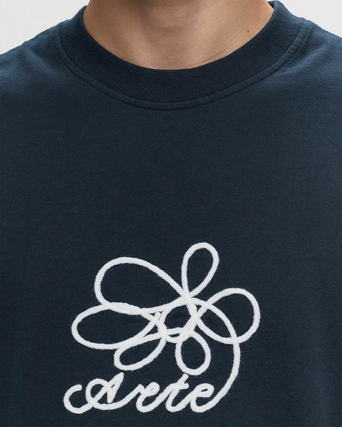 Arte Antwerp Arte Round Flower Front Tee Blue Shortsleeves